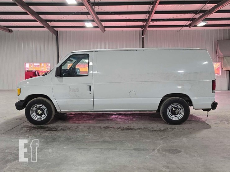 2005-ford-e150-image-5