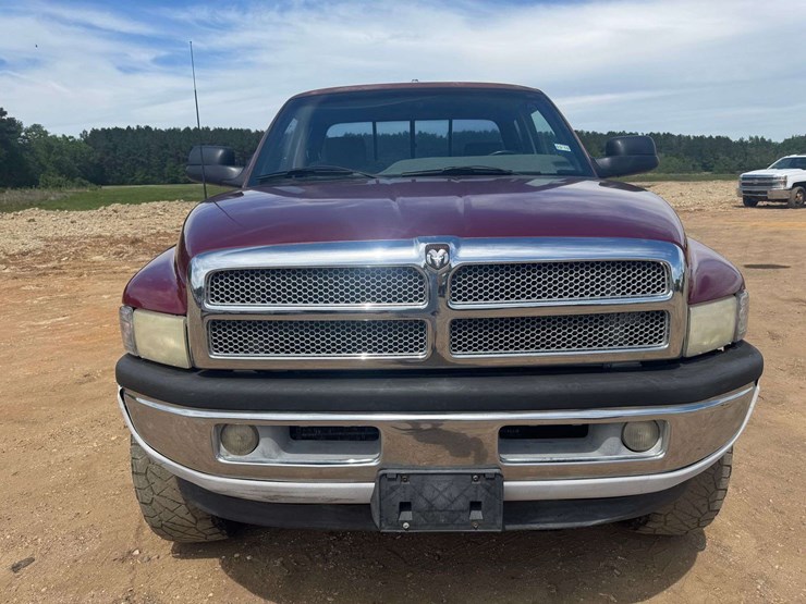 1996-dodge-ram-2500-image-5