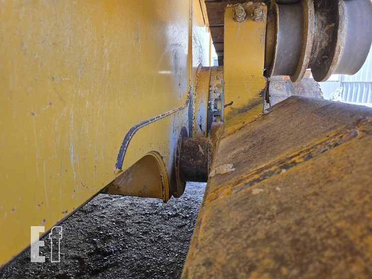 2018-deere-1050k-image-23