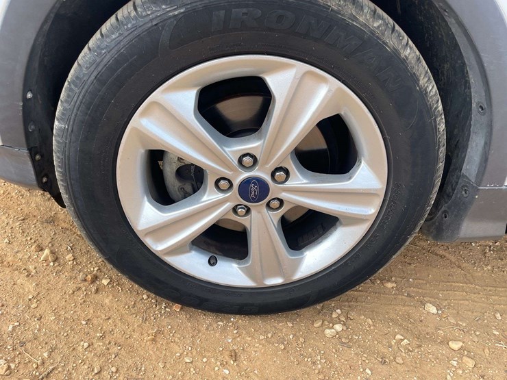 2014-ford-escape-image-19