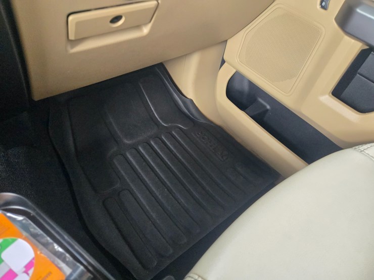 2020-ford-f550-image-76