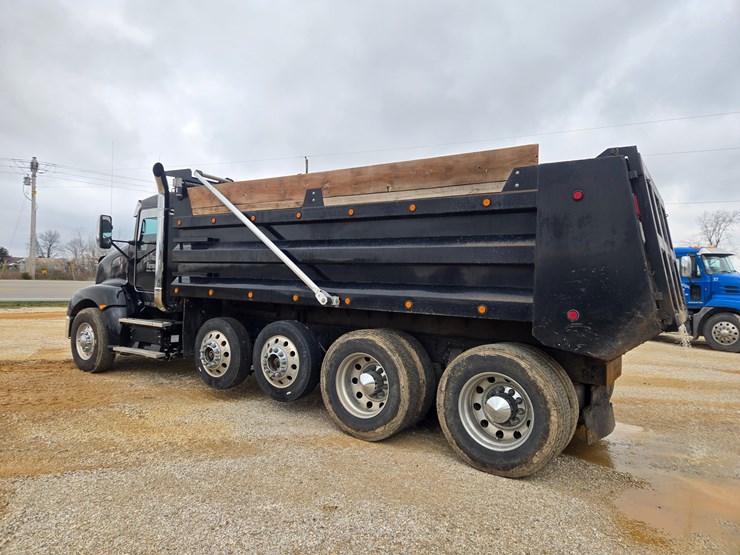 2014-kenworth-t660-image-12