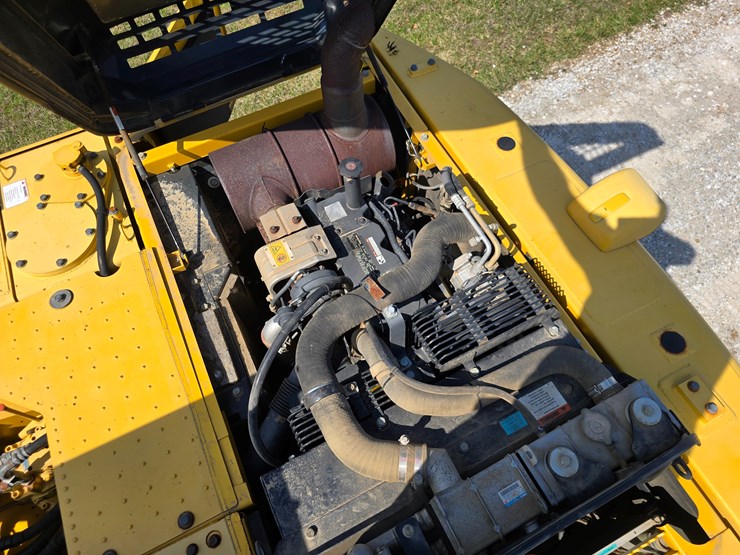 2013-komatsu-pc160-lc-image-77