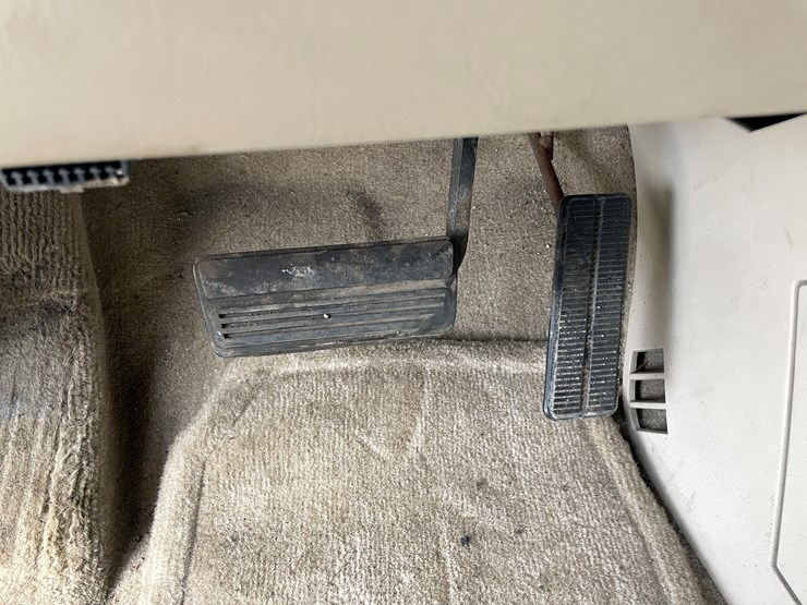 2004-buick-rendezvous-image-37