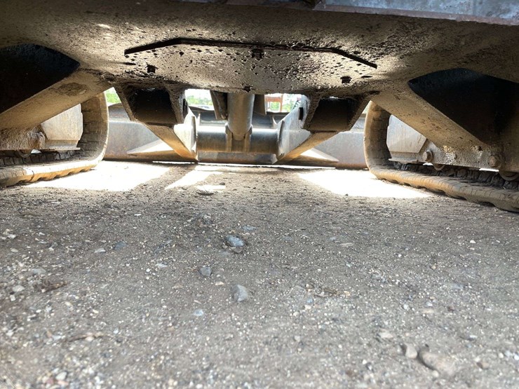 2011-bobcat-e35-image-27