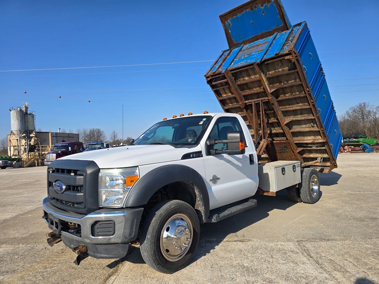 2016-ford-f550-image-22