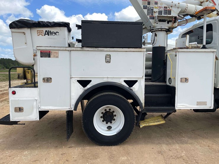 2013-international-durastar-4300-image-15