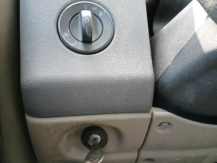 2009-freightliner-cascadia-125-image-66