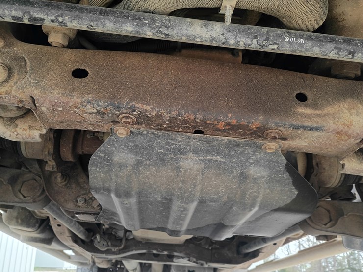 2013-chevrolet-2500-image-26