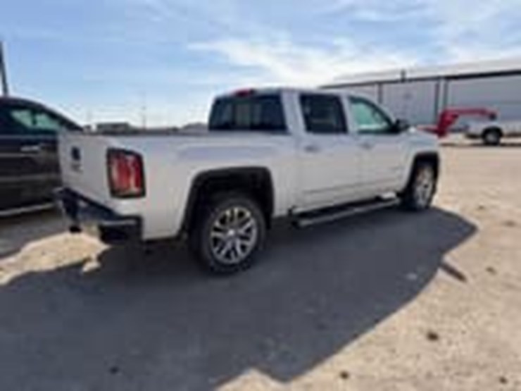2018-gmc-sierra-1500-image-5