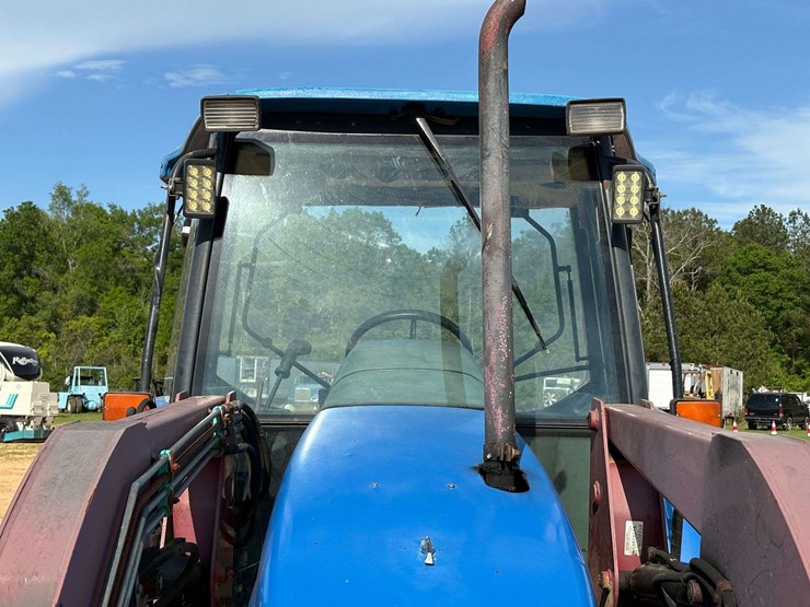 new-holland-7635-image-9