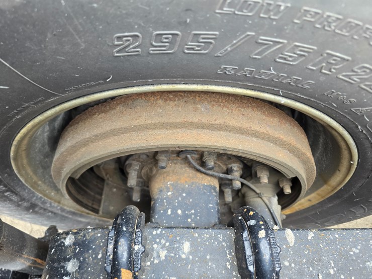 #22610-•-2019-mack-anthem-sleeper-truck-image-65