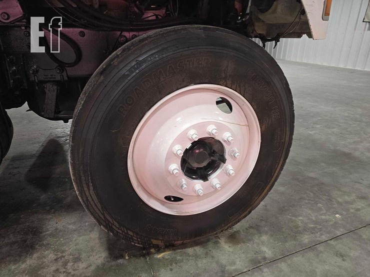 2005-mack-chn613-image-22