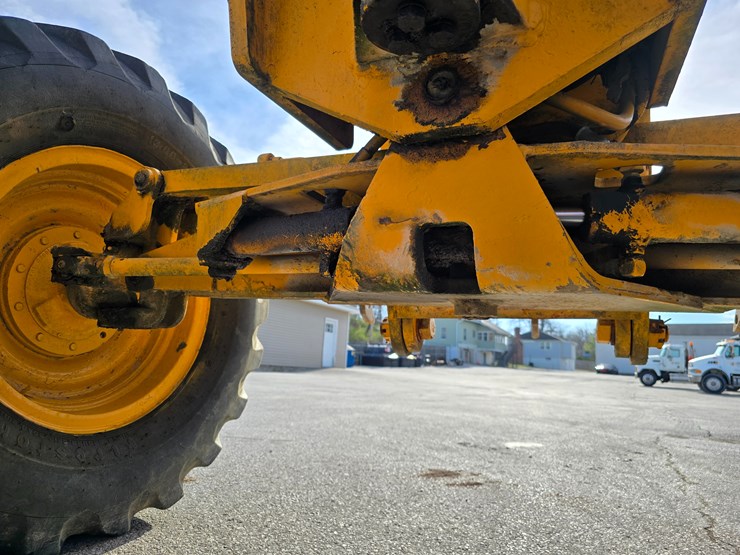 1971-deere-570a-image-25