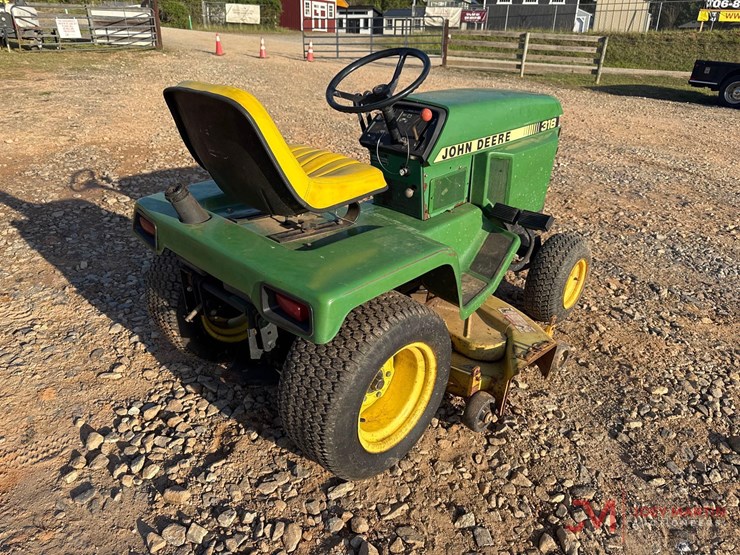 john-deere-318-image-2