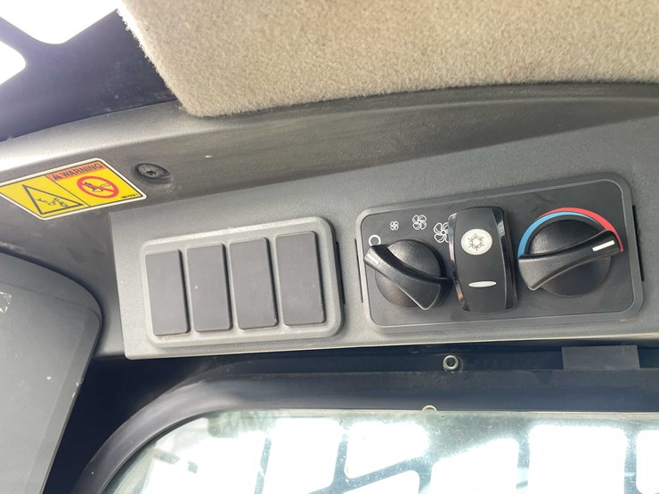 caterpillar-289c2-image-41