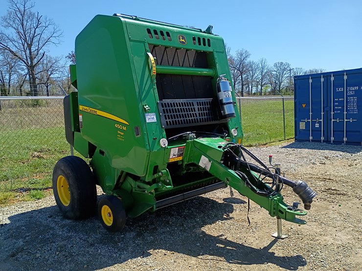 2023-john-deere-450m-image-7