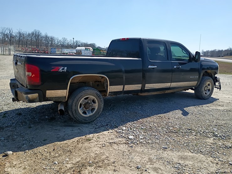 2007-chevrolet-silverado-2500-image-10
