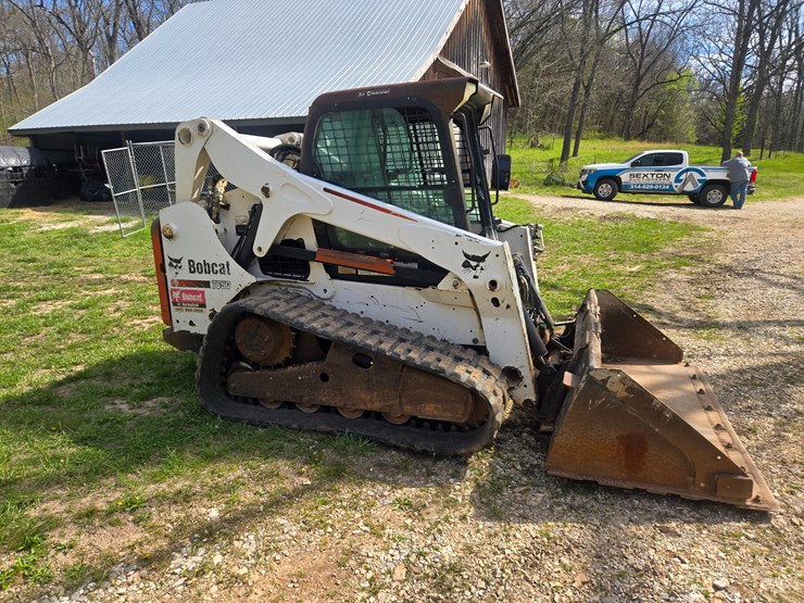 2010-bobcat-t650-image-15