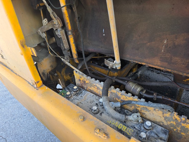 1971-deere-570a-image-66