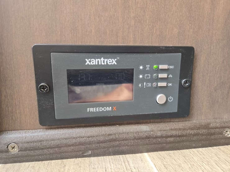 2020-ford-f550-image-25