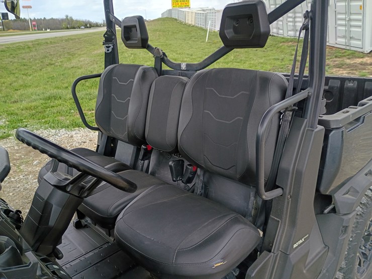 2022-can-am-defender-hd9-image-26