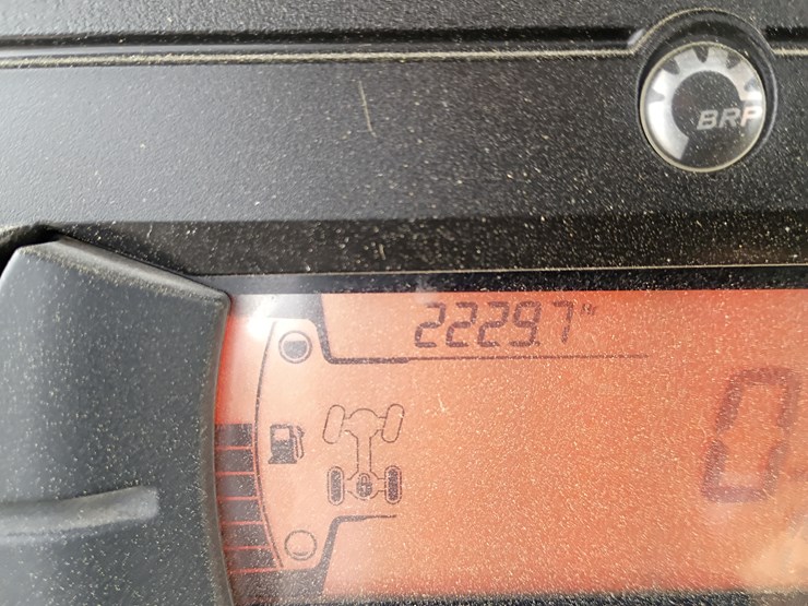 2022-can-am-defender-hd9-image-44