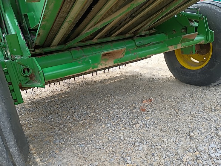 john-deere-458-image-32