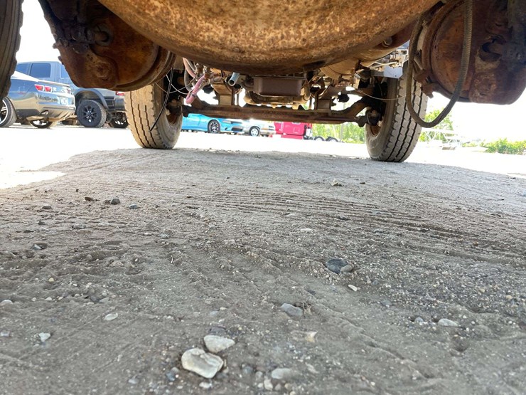 2003-sterling-sc8000-image-24