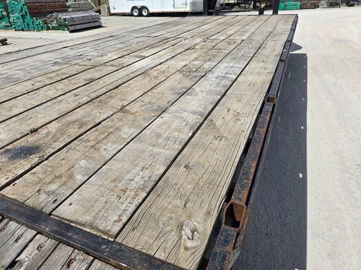 #22628-•-2005-bales-gooseneck-trailer-image-36