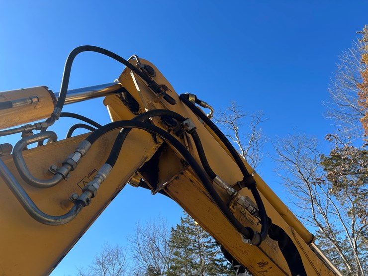 2005-caterpillar-420d-image-25