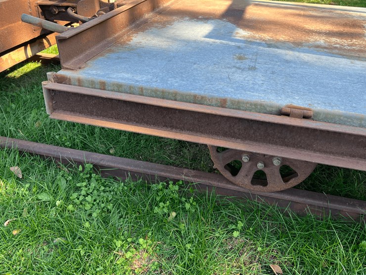 set-of-3-flat-cars-image-61