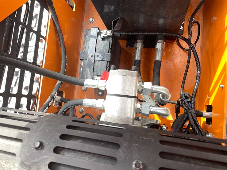 #7048-•-unused-arteer-480-mini-skid-steer-loader-(o10)-image-21