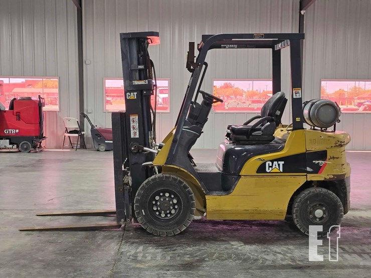 2018-caterpillar-gp25n-image-5