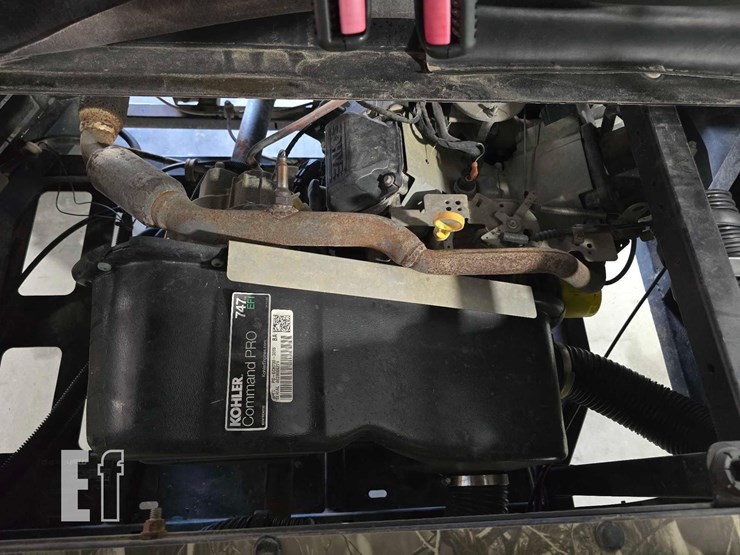 2016-mahindra-mpact-xtv-750c-image-17