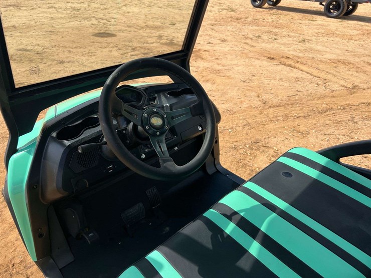 2023-bintelli-48-volt-electric-4-seater-golf-cart-w/-on-board-charger-(3.1-miles-showing)-image-11