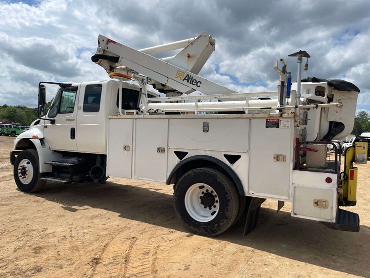 2013-international-durastar-4300-image-2