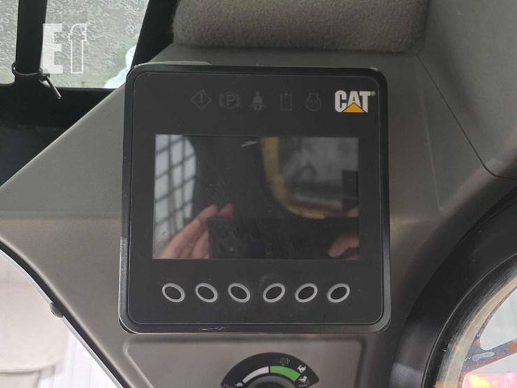 2023-caterpillar-259d3-image-20