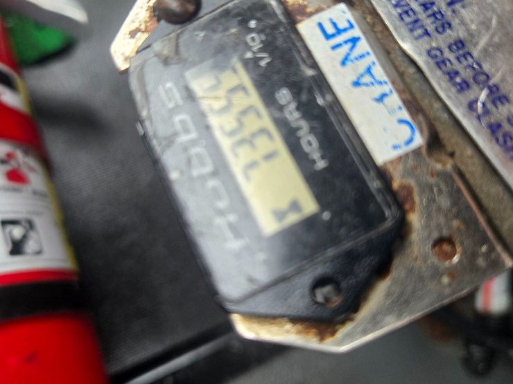 2010-freightliner-m2-106-image-63