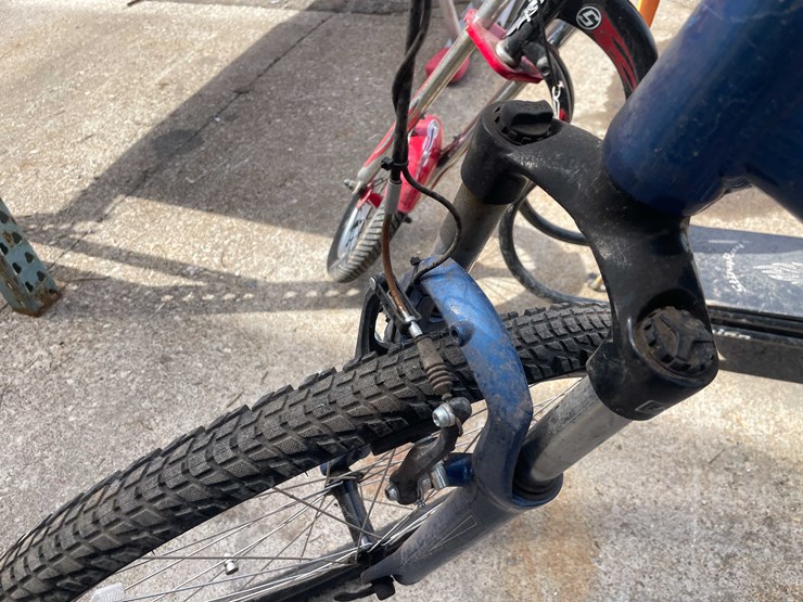 #7068-•-sedona-bike-(o4)-image-13