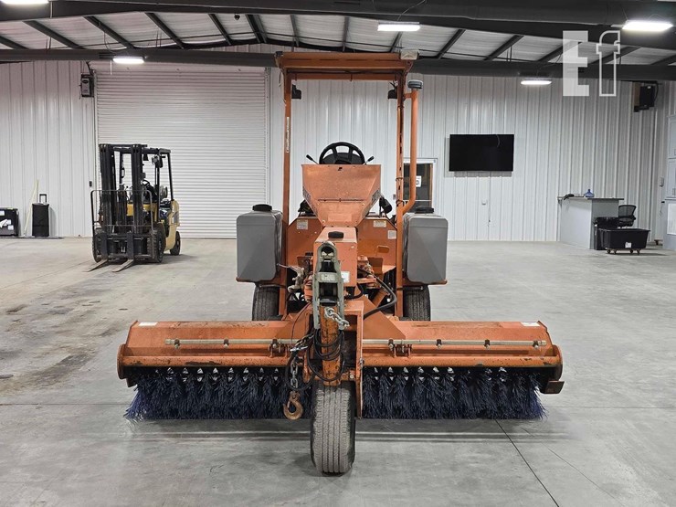 2019-broce-bw260-image-7