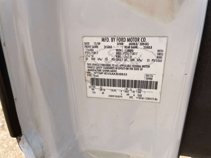 2010-ford-f150-image-26