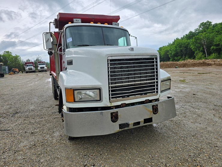 1994-mack-ch613-image-28