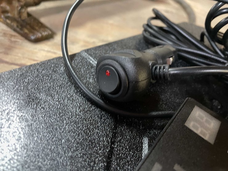 #2419-•-amber-led-strobe-light-(pr12)-image-5