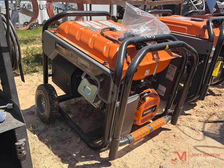 new/unused-generac-xt800e-portable-generator-image-1