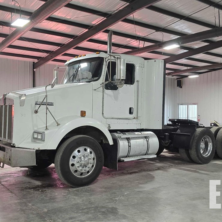 2003 KENWORTH T800