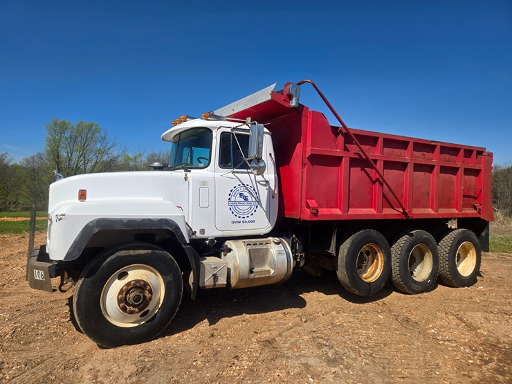 1998-mack-rd688s-image-4