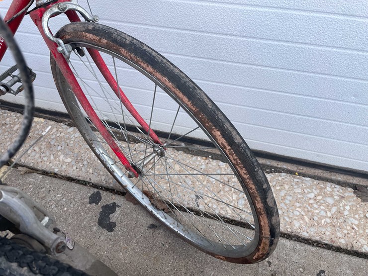 #7074-•-(4)-bikes-(o4)-image-26