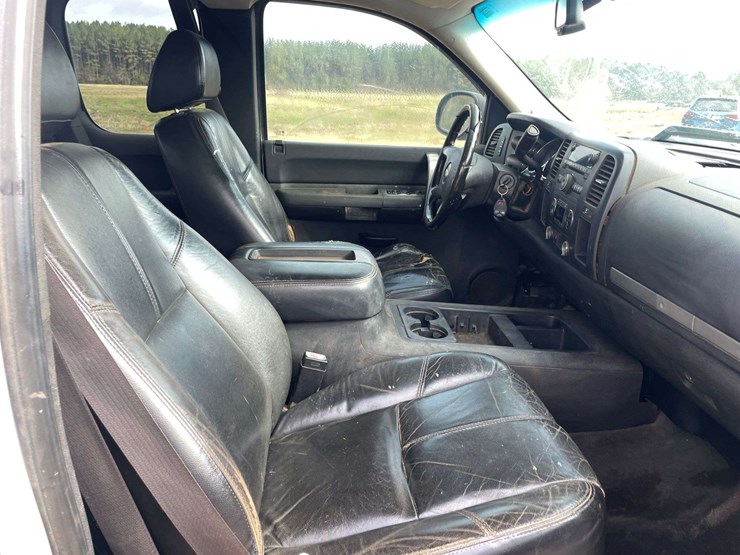 2007-chevrolet-silverado-1500-image-18