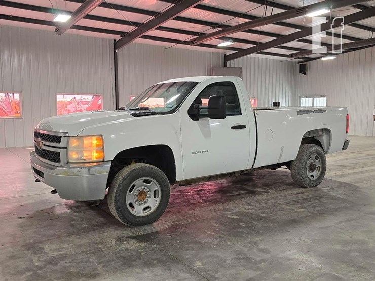 2014-chevrolet-2500hd-image-1